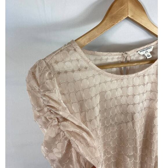 Banana Republic Textured dress with inner slip size 8P - Picture 3 of 8